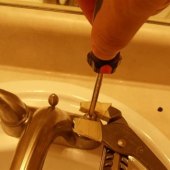Repair Leaking Bathroom Sink Faucet